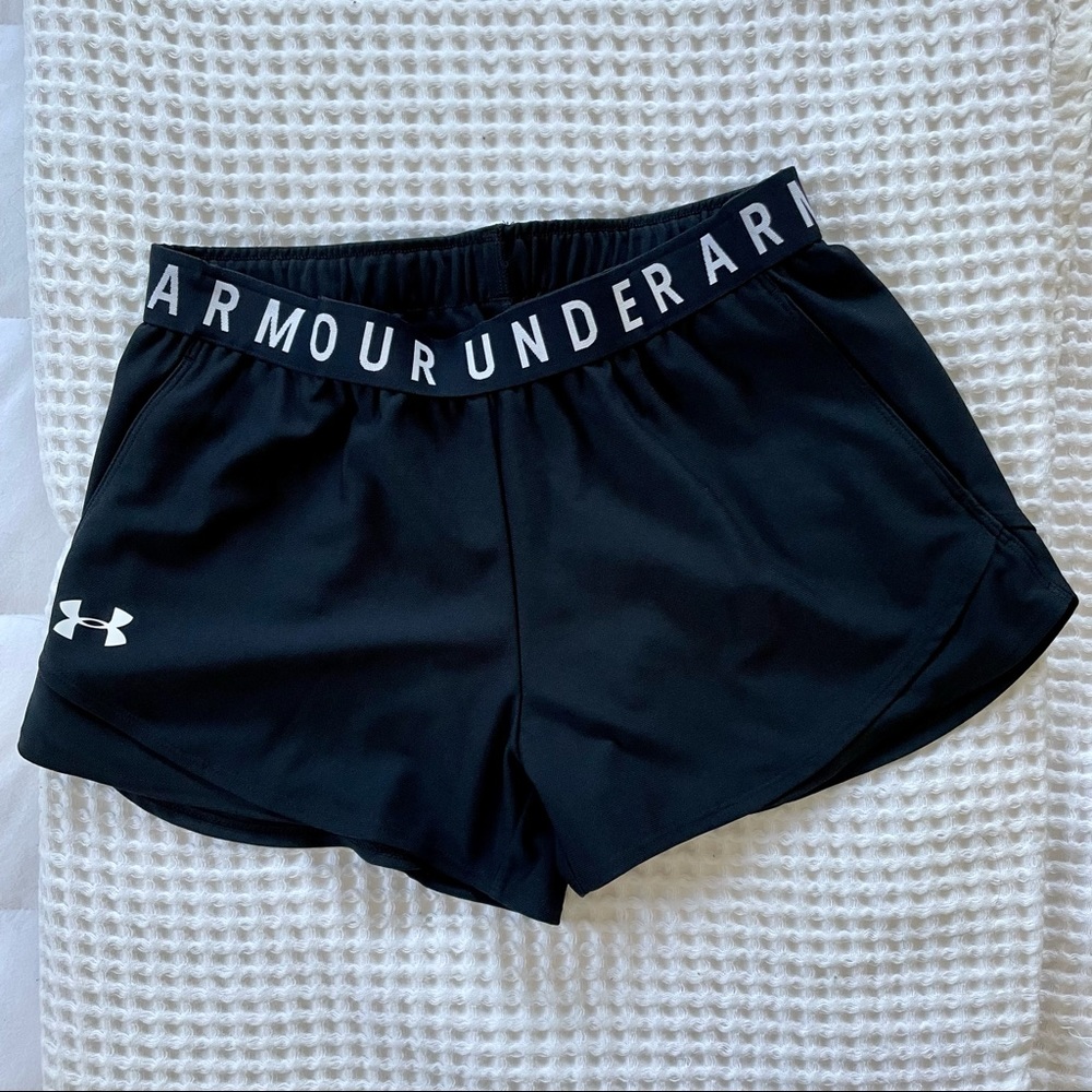 NWOT Under Armour Shorts